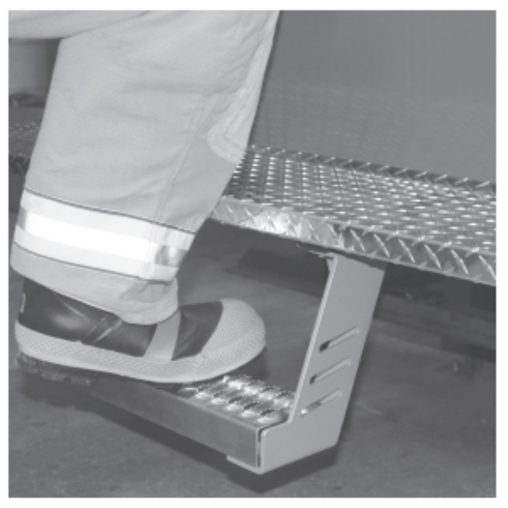 Step Assembly, Vehicular, Fixed, Aluminum Alloy And Steel, 21 X 4-3/4 X 10-1/4 Inches Fvs-20