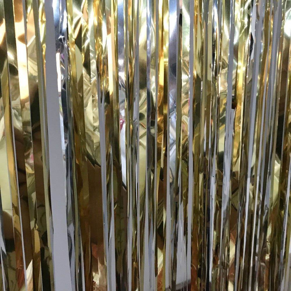 Gold And Silver Metallic Curtain, 8' High X 3' Wide CTN2ME