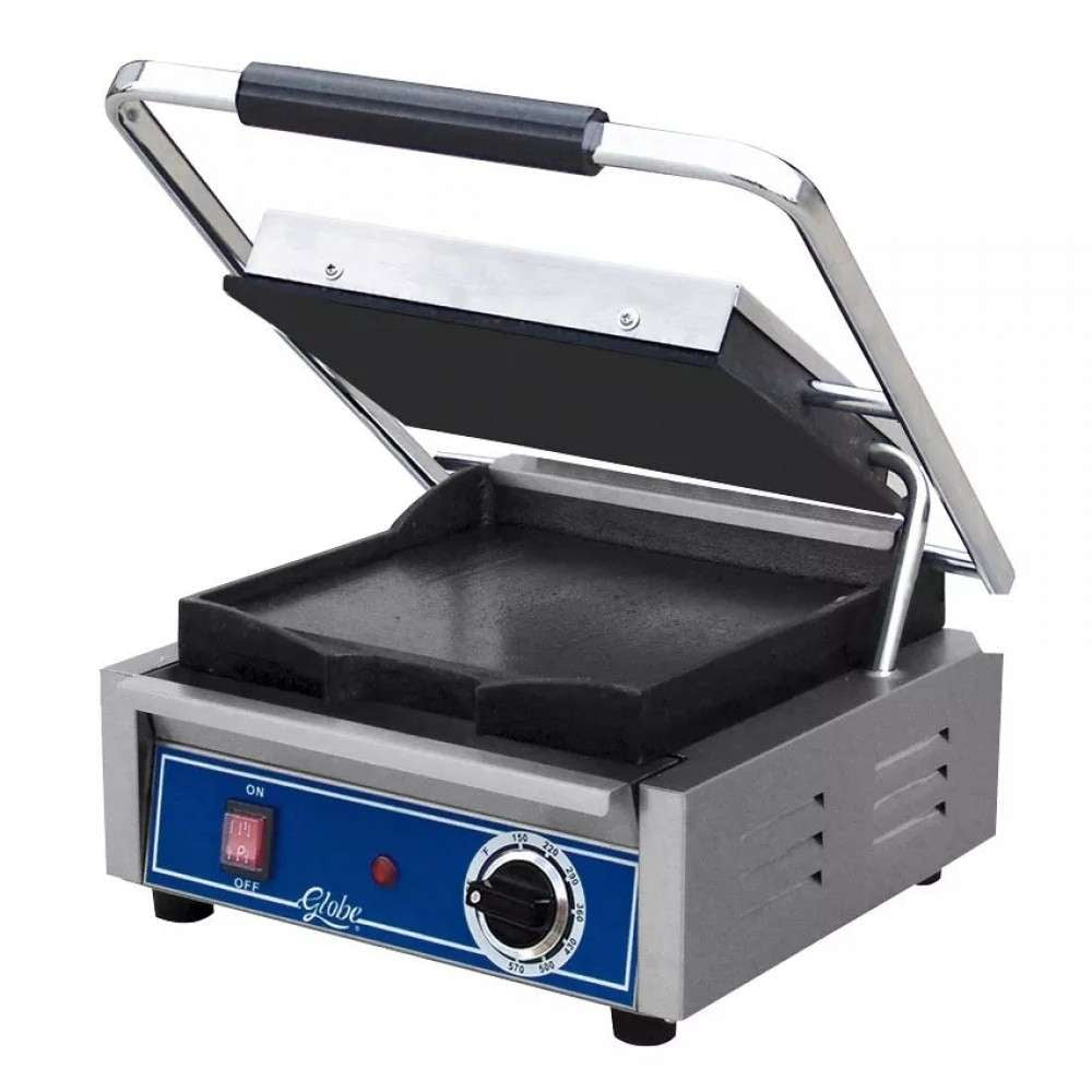 Globe Bistro 10" Cast Iron Sandwich Grill Smooth GSG10